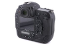 Nikon D4