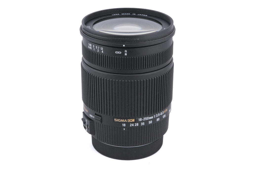 Sigma 18-250mm f3.5-6.3 DC OS HSM