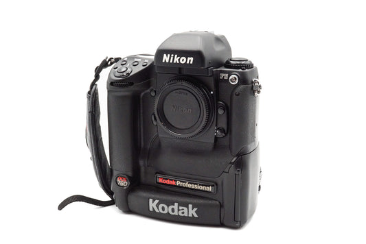 Kodak DCS-760 - Camera