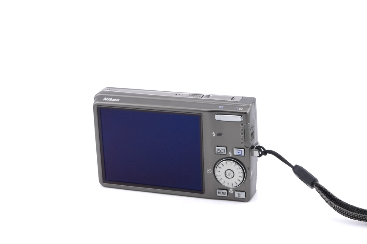 Nikon Coolpix S600