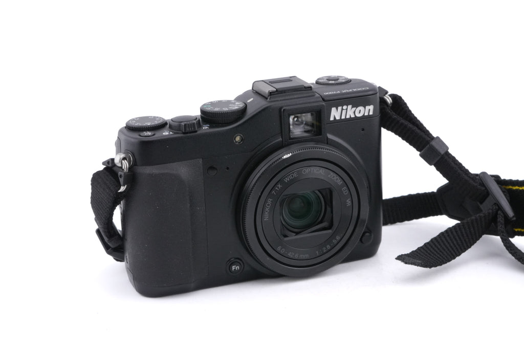 Nikon Coolpix P7000