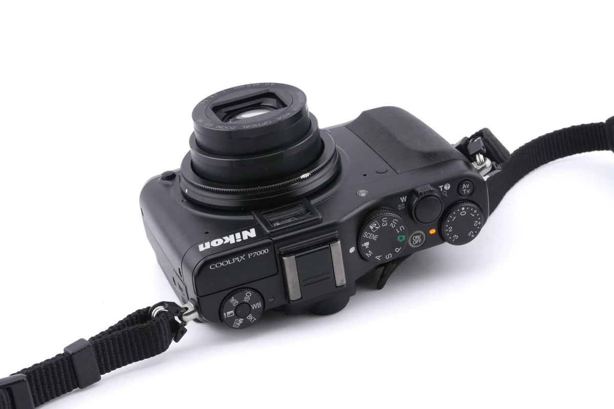 Nikon Coolpix P7000