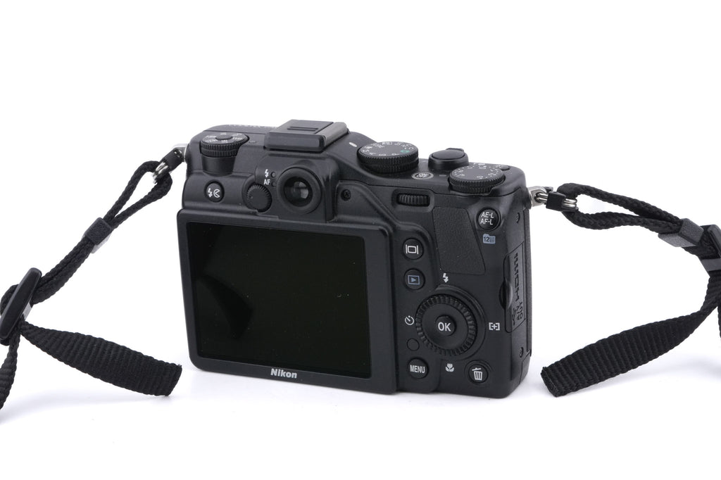 Nikon Coolpix P7000