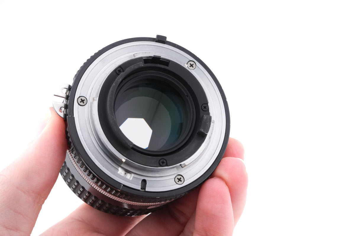 Nikon 85mm f2 Nikkor AI-S