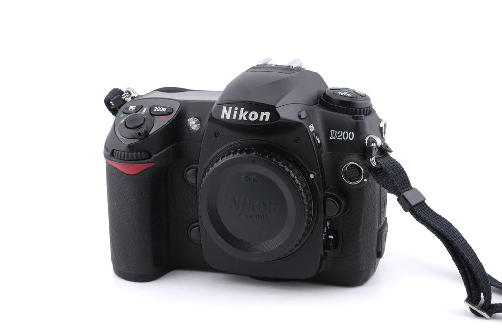 Nikon D200