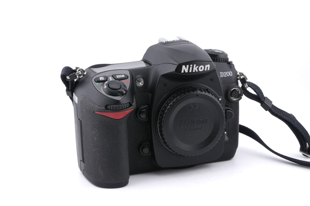 Nikon D200