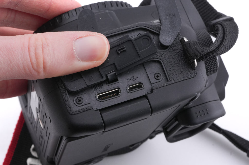Canon EOS 90D