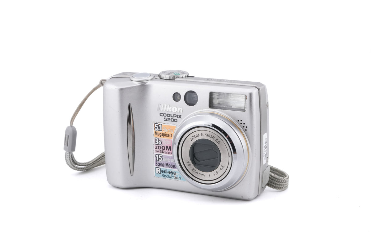 Nikon Coolpix 5200