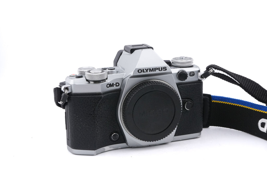 Olympus OM-D E-M5 Mark II