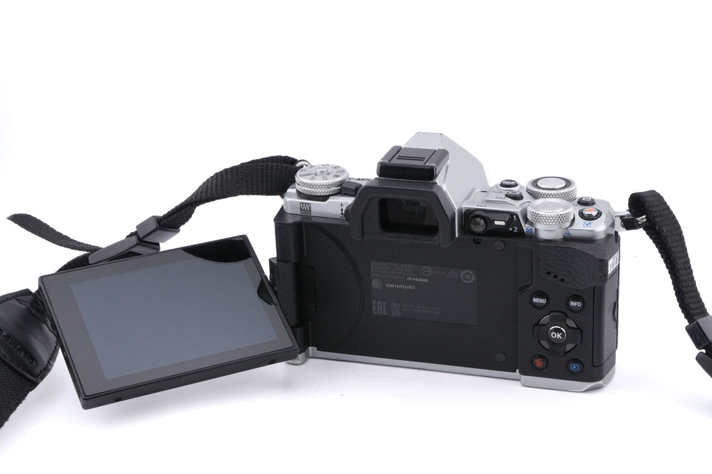 Olympus OM-D E-M5 Mark II
