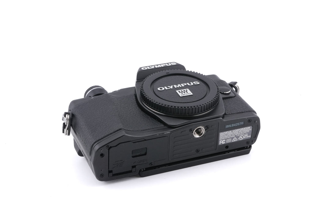Olympus OM-D E-M10 Mark II