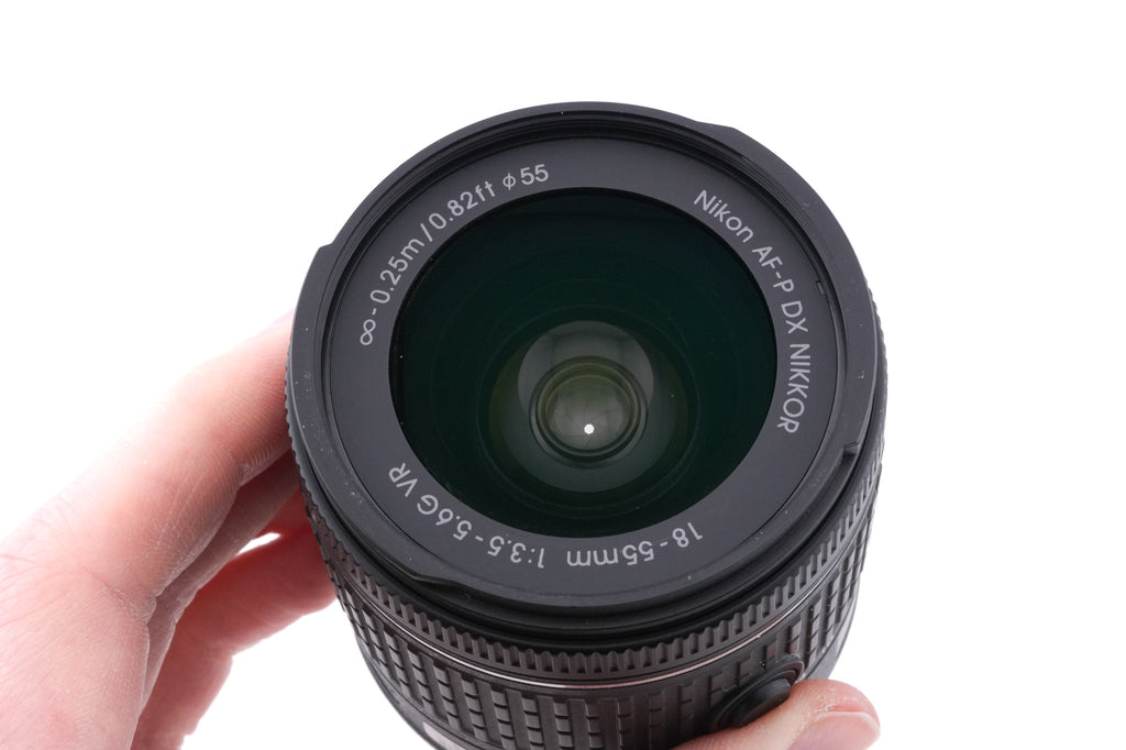 Nikon D5600 + 18-55mm f3.5-5.6 AF-P Nikkor G VR