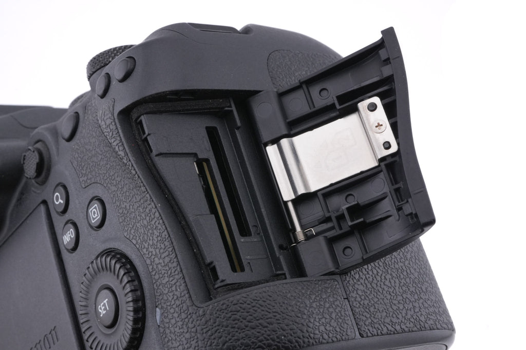 Canon EOS R6