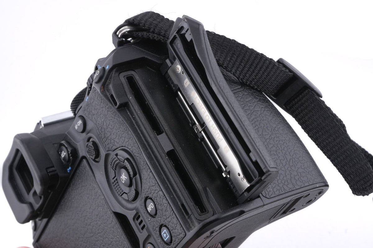 OM System OM-1