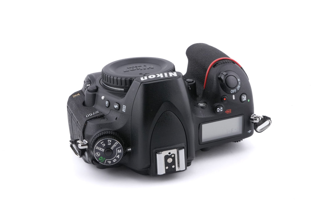 Nikon D750