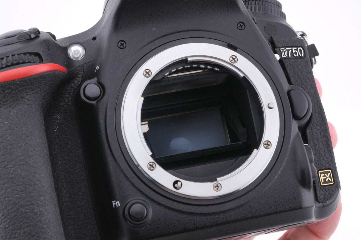 Nikon D750