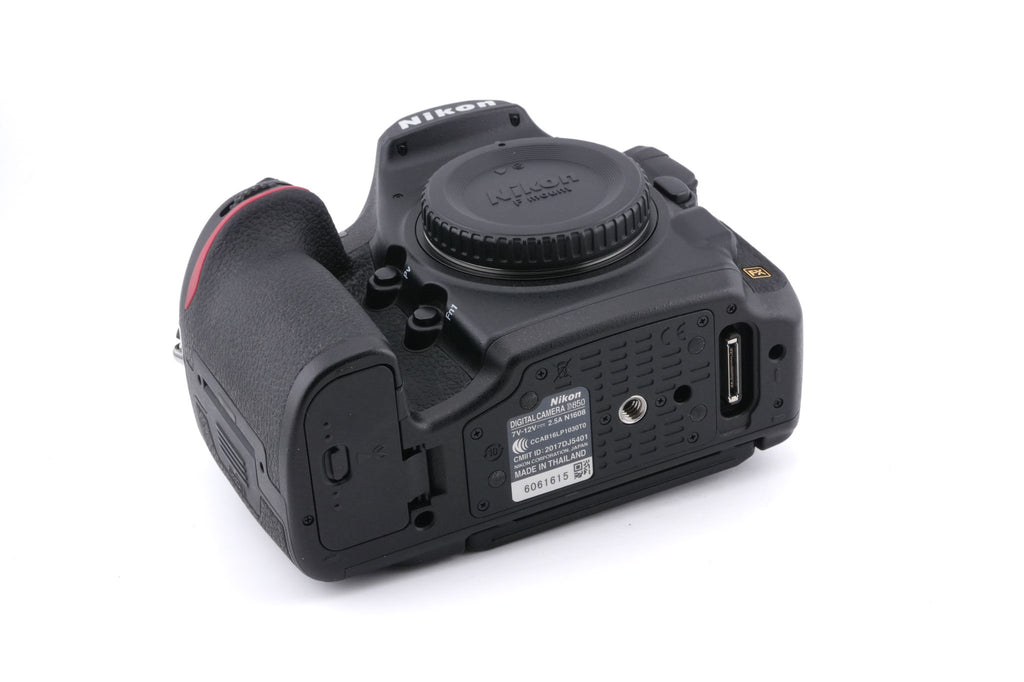 Nikon D850