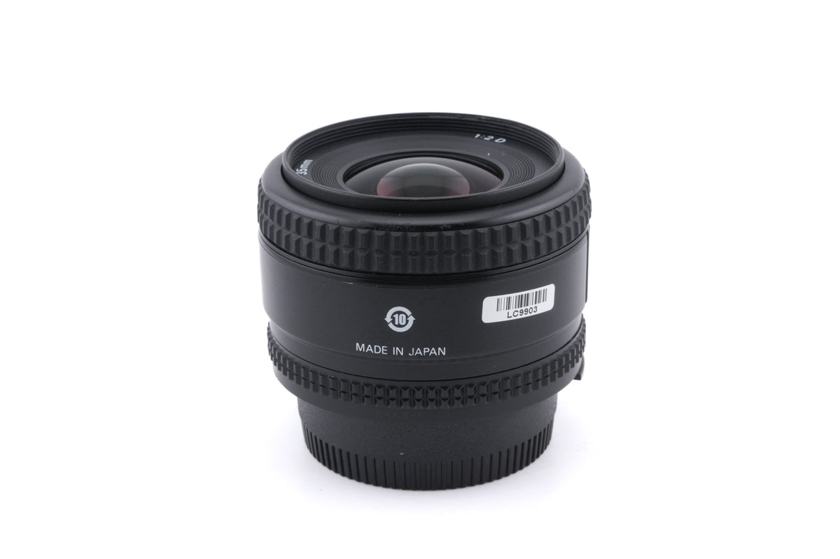 Nikon 35mm f2 AF Nikkor D