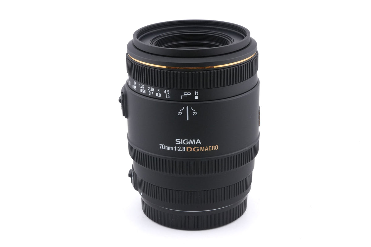 Sigma 70mm f2.8 EX DG Macro