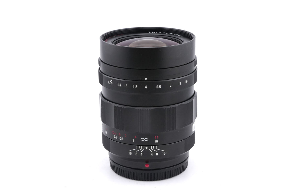 Voigtländer 17.5mm f0.95 Nokton Aspherical