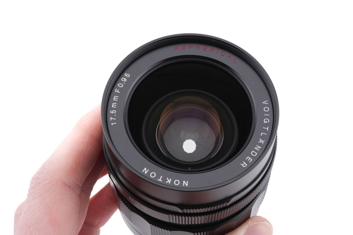 Voigtländer 17.5mm f0.95 Nokton Aspherical
