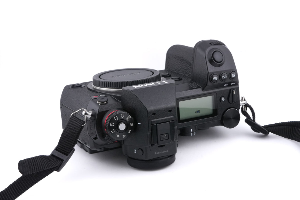 Panasonic Lumix DC-S1R