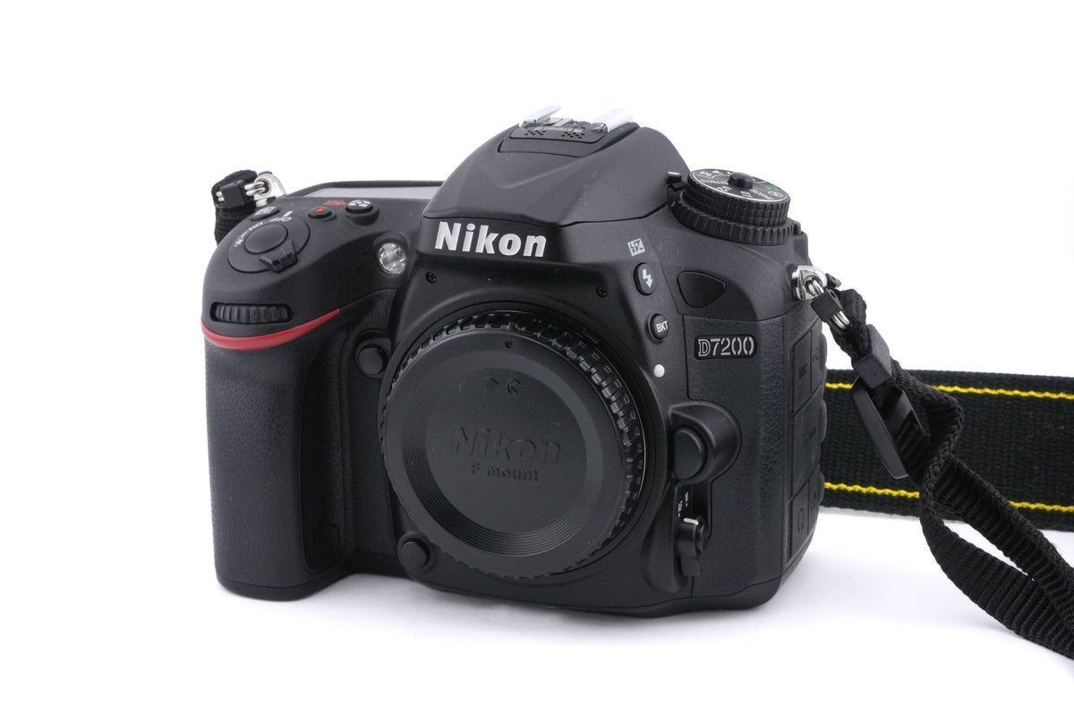 Nikon D7200