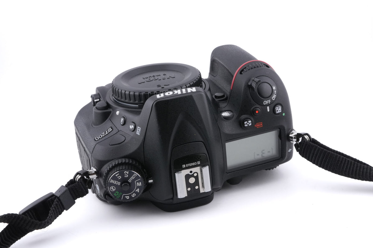 Nikon D7200
