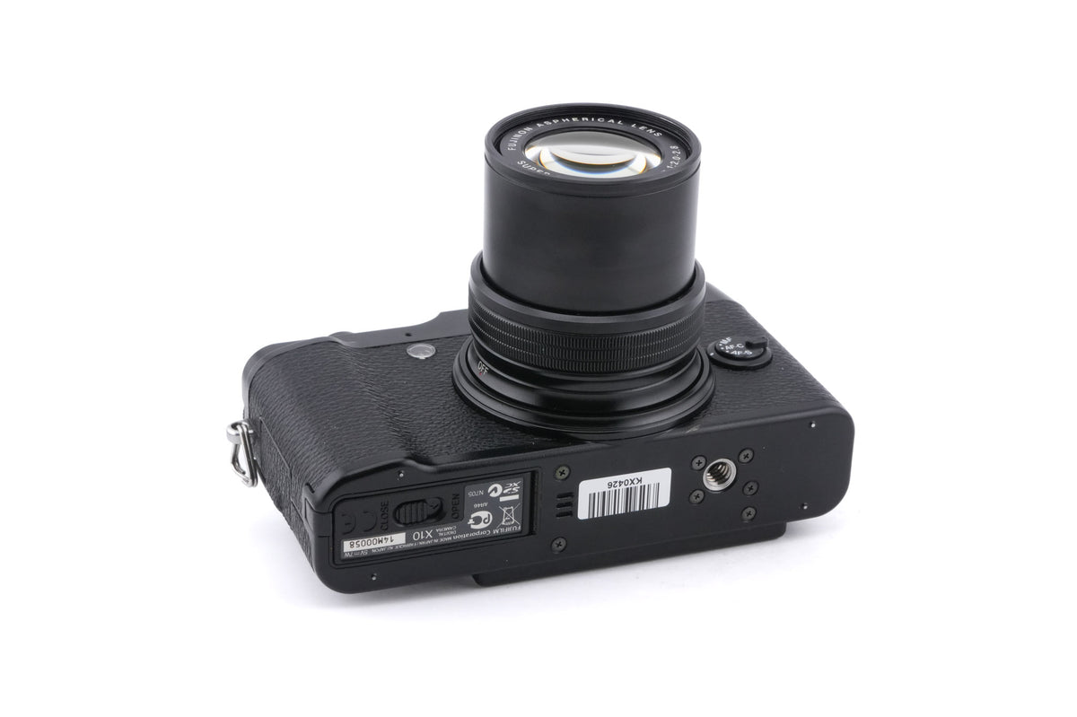 Fujifilm X10