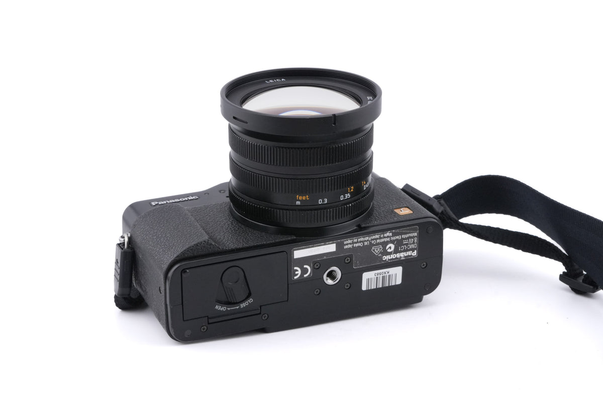 Panasonic Lumix DMC-LC1
