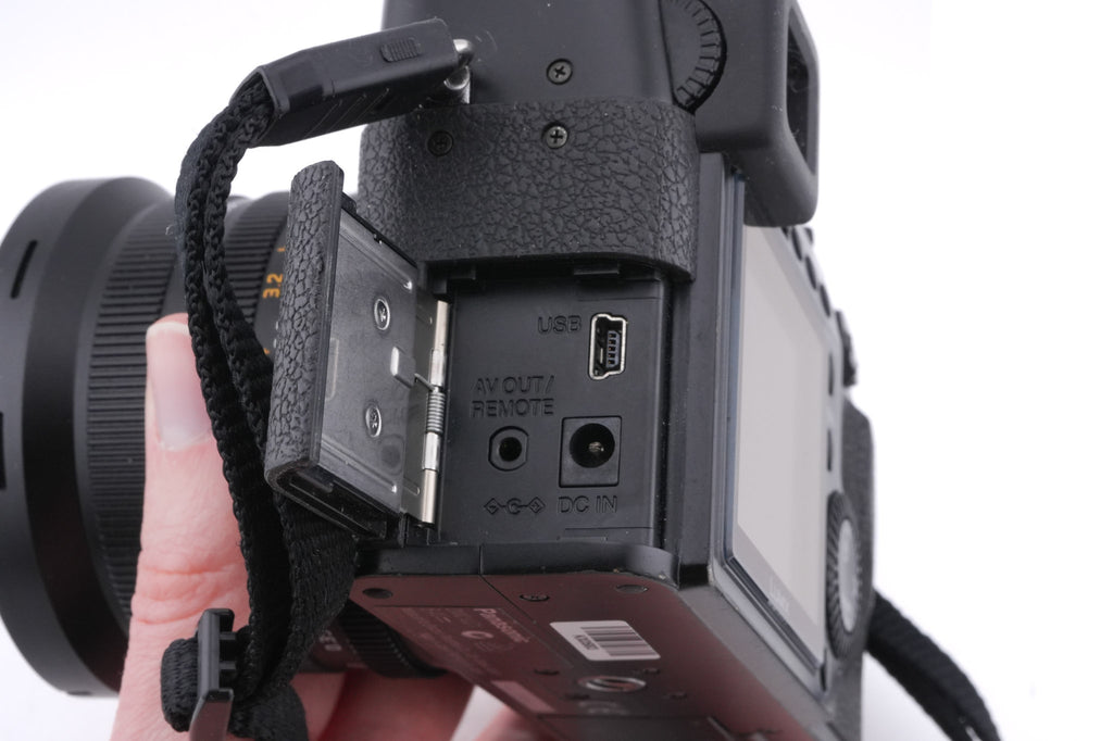Panasonic Lumix DMC-LC1