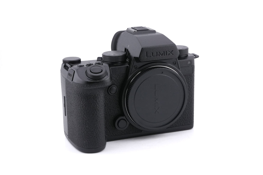 Panasonic Lumix DC-S5 IIX
