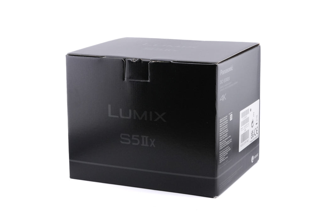Panasonic Lumix DC-S5 IIX