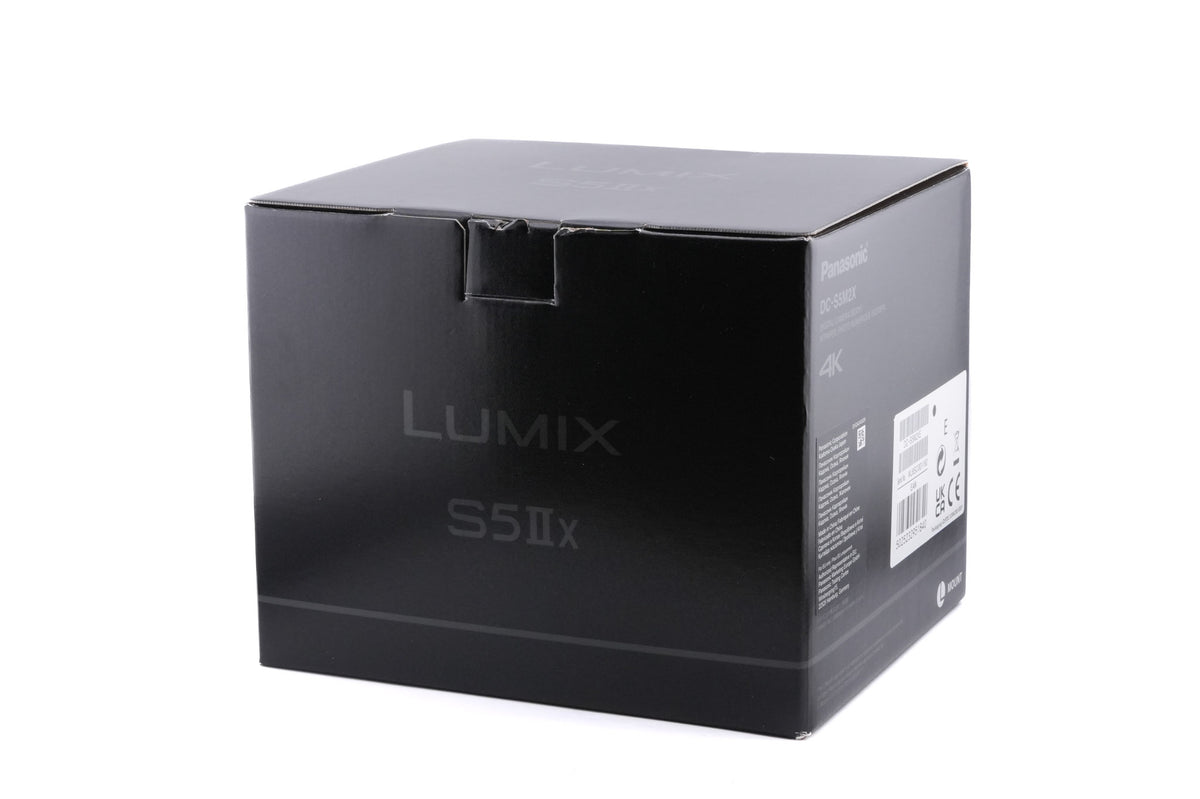 Panasonic Lumix DC-S5 IIX