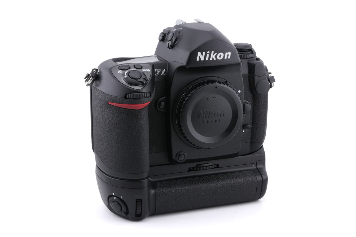 Nikon F6 + MB-40 Multi-Power Battery Pack