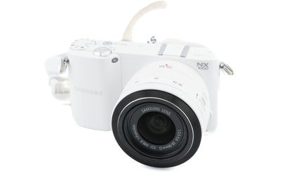 Samsung NX1000 + 20-50mm f3.5-5.6 II ED i-Function