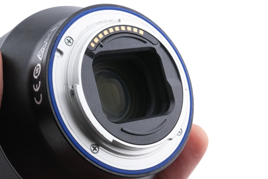 Carl Zeiss 25mm f2 Distagon T* Batis