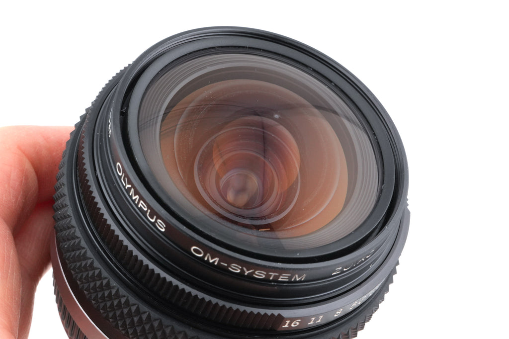 Olympus 18mm f3.5 Zuiko Auto-W MC