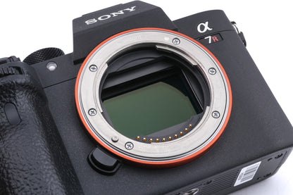 Sony A7R III