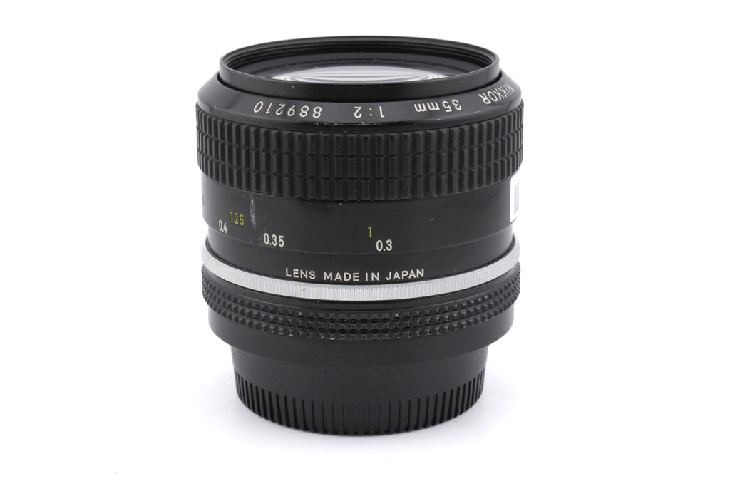 Nikon 35mm f2 Nikkor Pre-AI