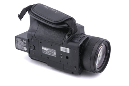 Sony Handycam FDR-AX700