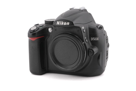 Nikon D5000