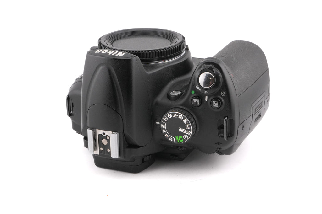 Nikon D5000