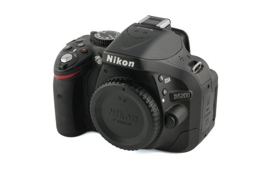 Nikon D5200