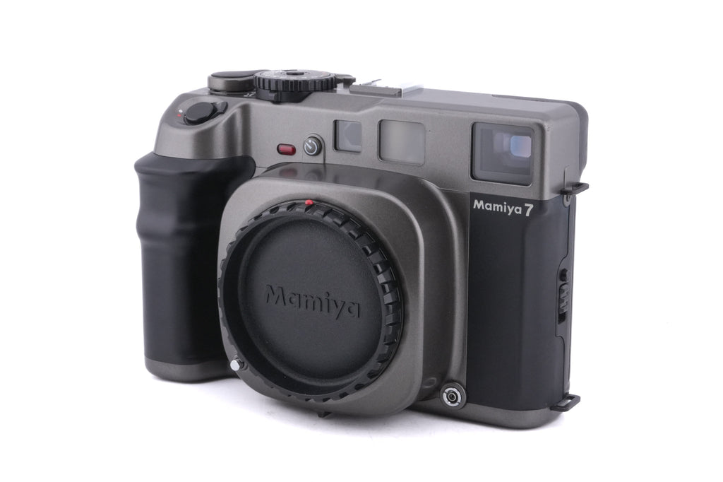 Mamiya 7