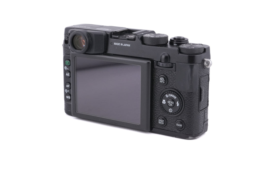 Fujifilm X10
