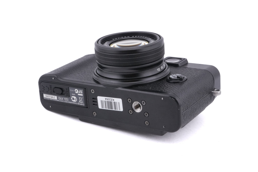 Fujifilm X10