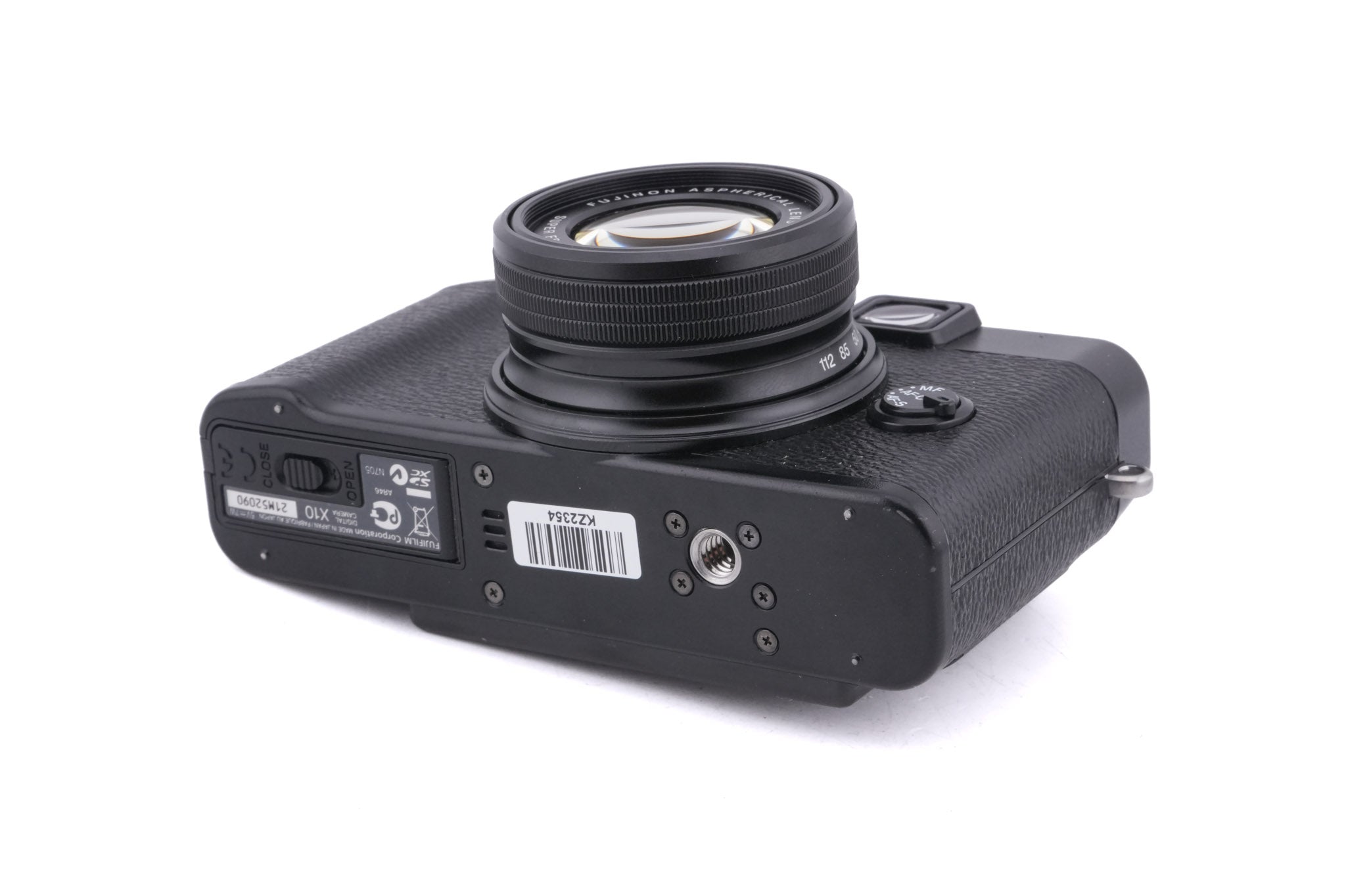 Fujifilm X10