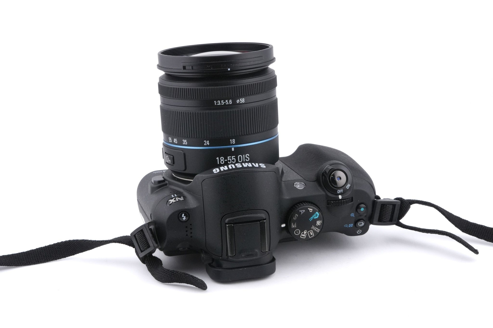 Samsung NX11 + 18-55mm f3.5-5.6 II OIS i-Function