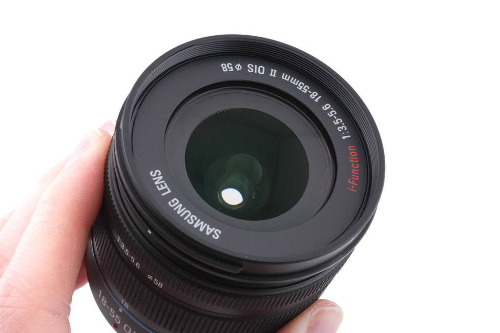 Samsung NX11 + 18-55mm f3.5-5.6 II OIS i-Function